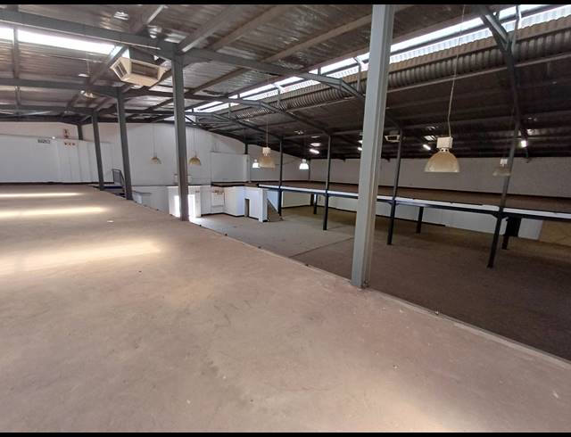 2,000M² WAREHOUSE TO LET IN KYA SANDS